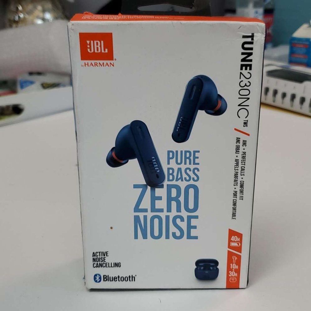 JBL Tune 230NC TWS True Wireless Bluetooth Noise-cancelling Earbuds